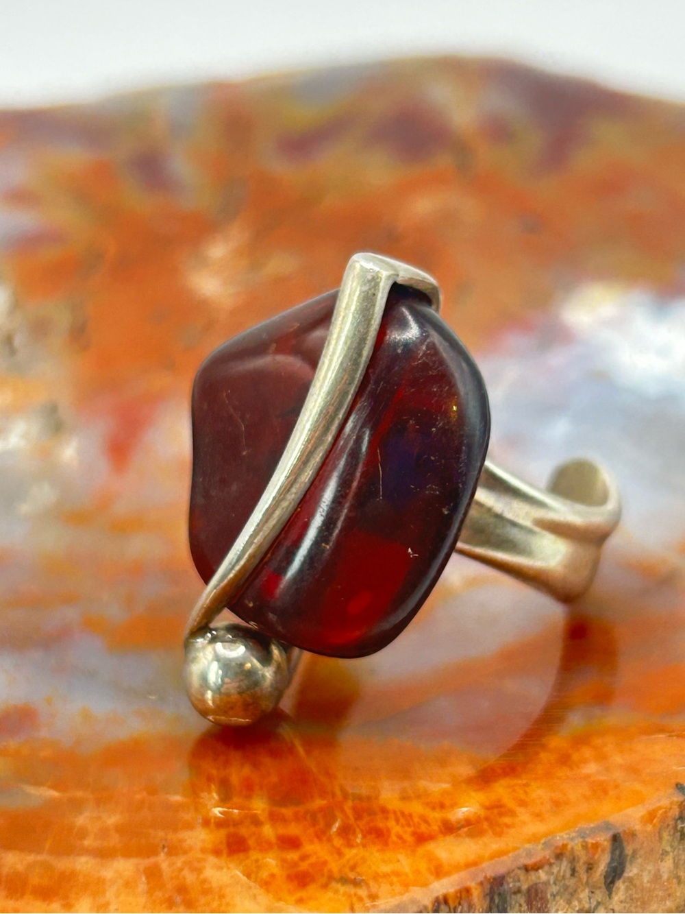 Contemporary Sterling Silver Amber Ring - Size 9